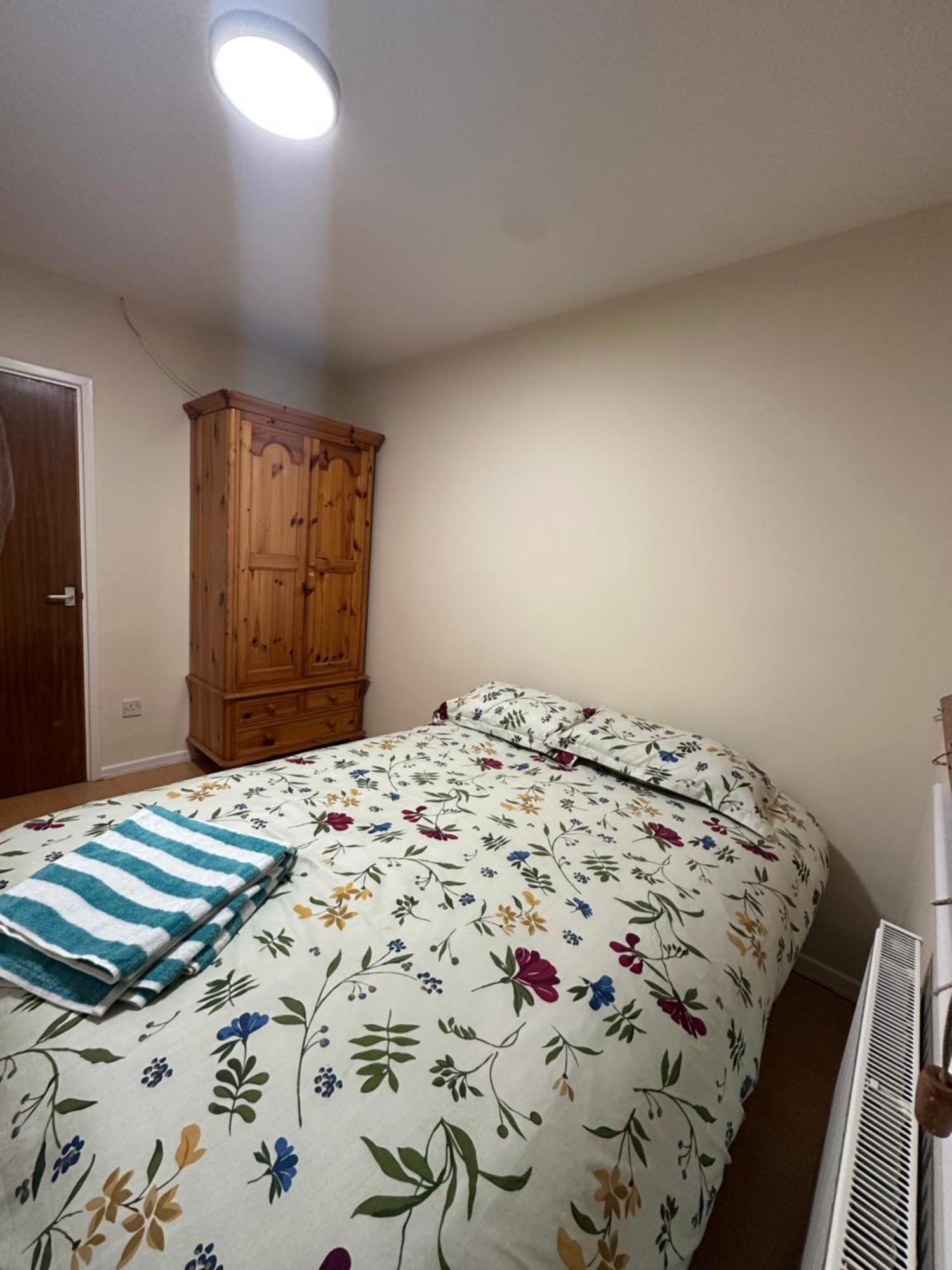 Nice Double Room In Heart Of Londra Esterno foto